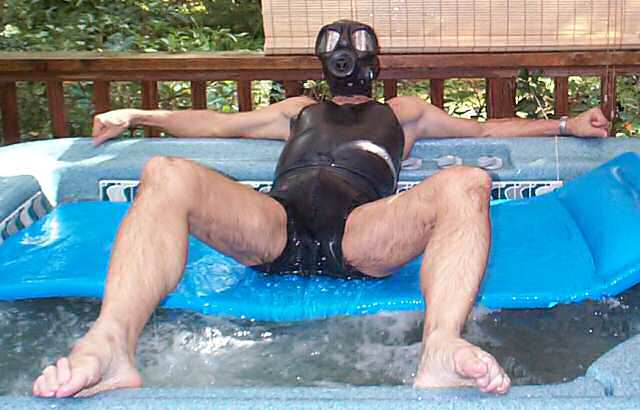 Relaxed Spa-perched Rubberman